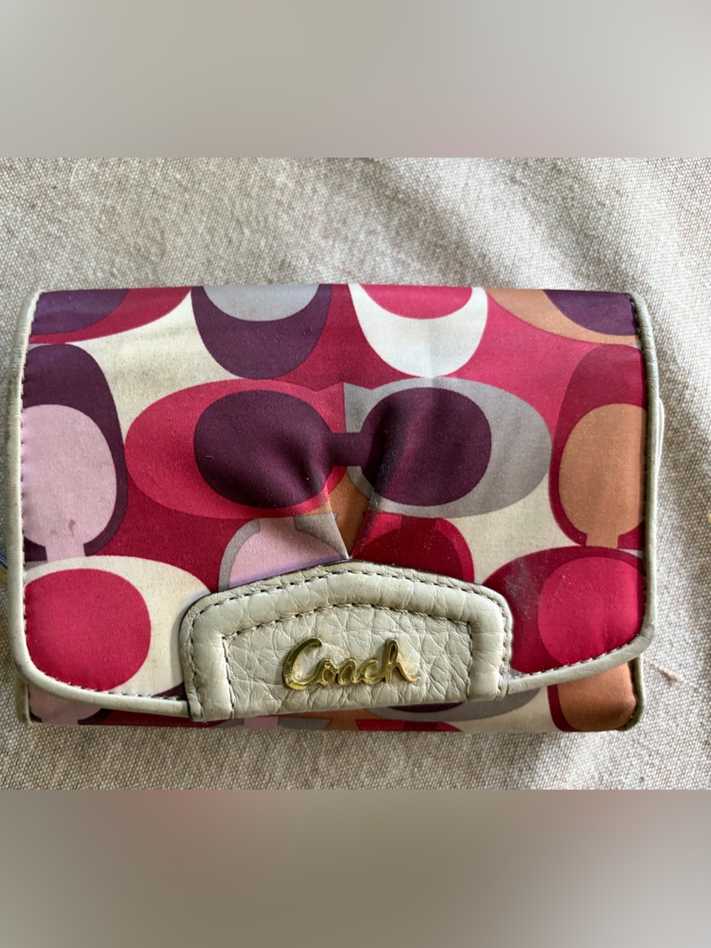 Coach Multicolor Circle Signature Small Wallet in Pink and Cream